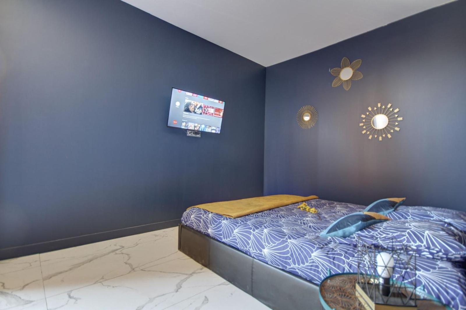 Le Breuil  Suite Blue Jacuzzi מראה חיצוני תמונה