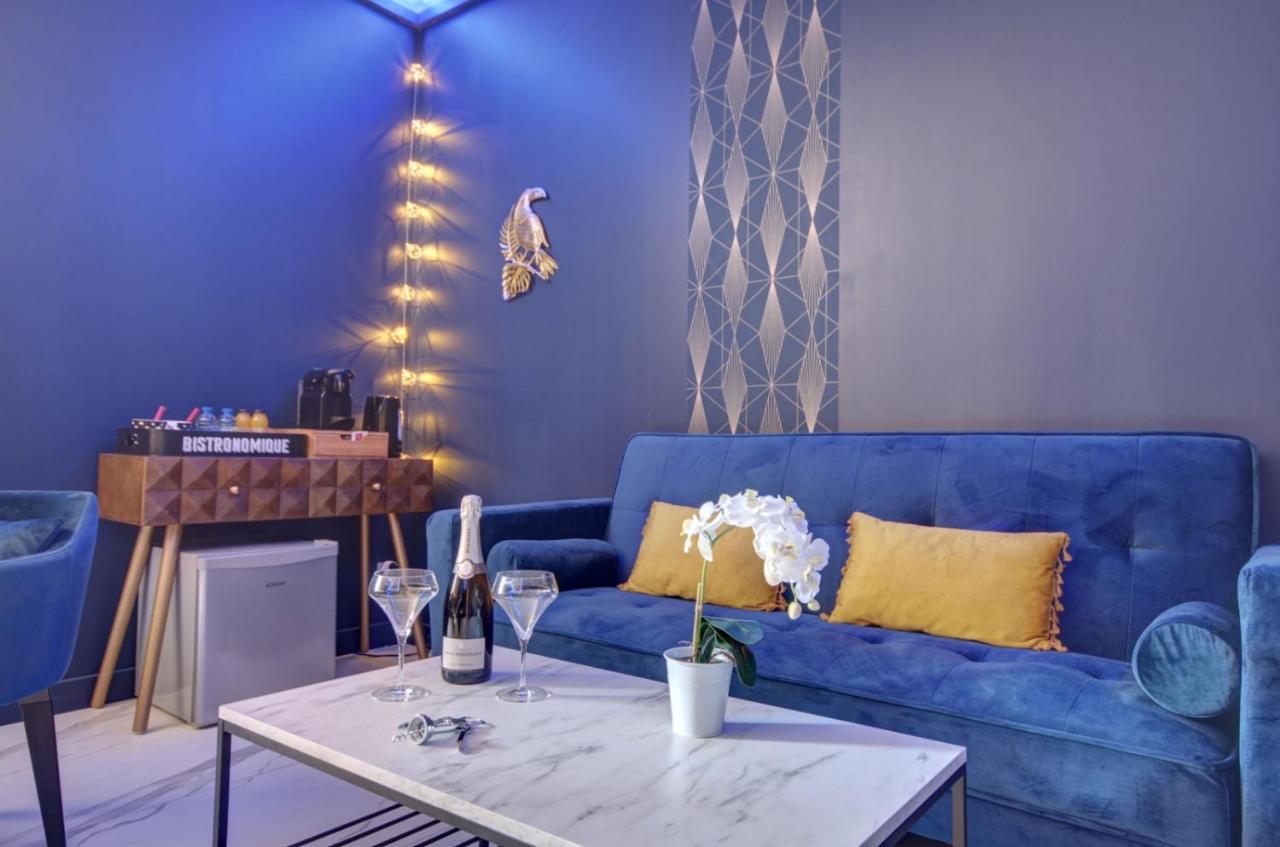 Le Breuil  Suite Blue Jacuzzi מראה חיצוני תמונה
